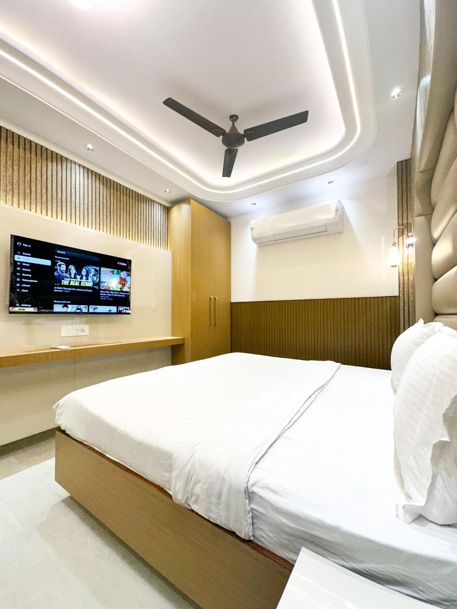 Bed and Breakfast Delhi Delight Premium Nuova Delhi Esterno foto