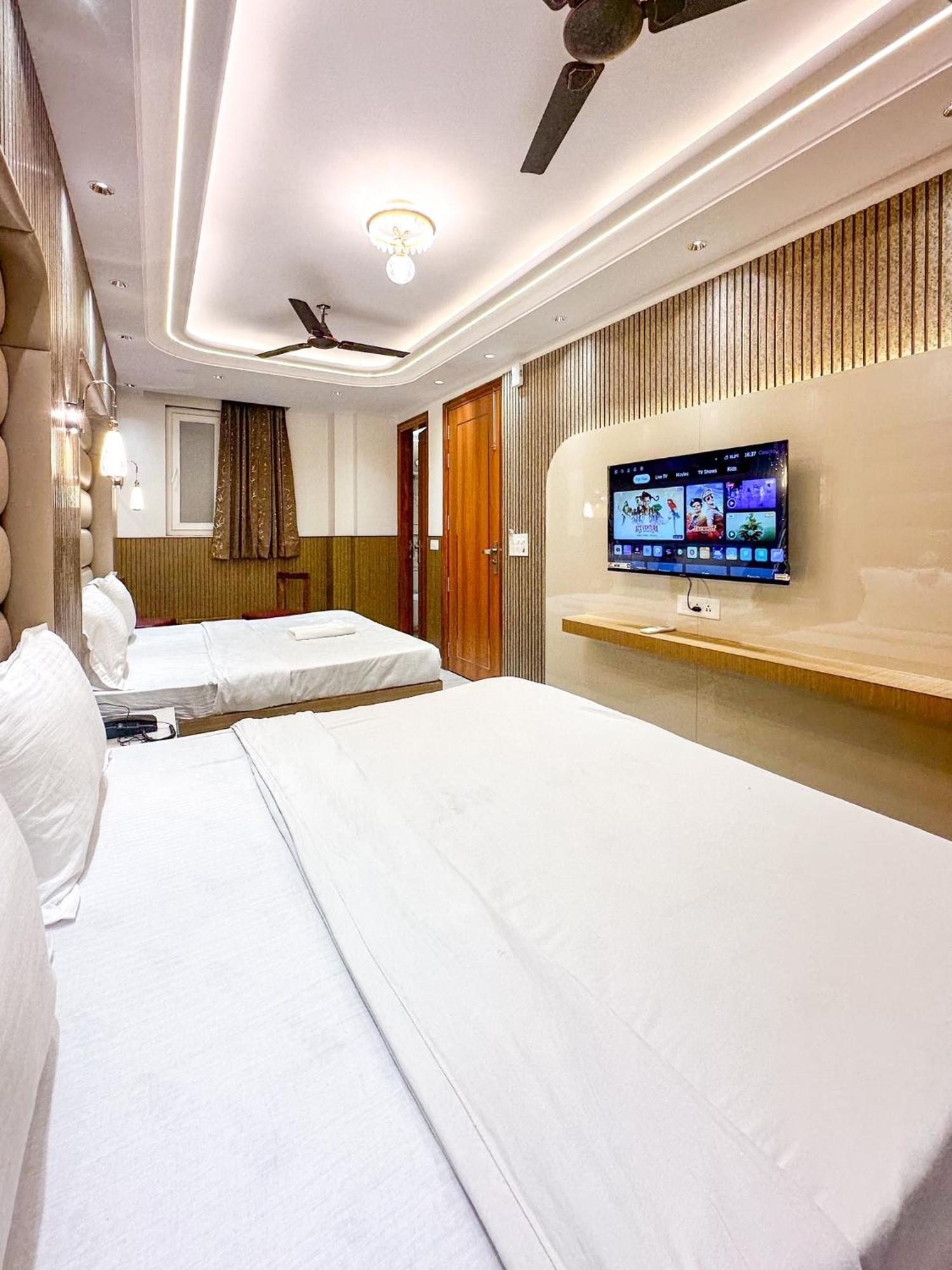 Bed and Breakfast Delhi Delight Premium Nuova Delhi Esterno foto
