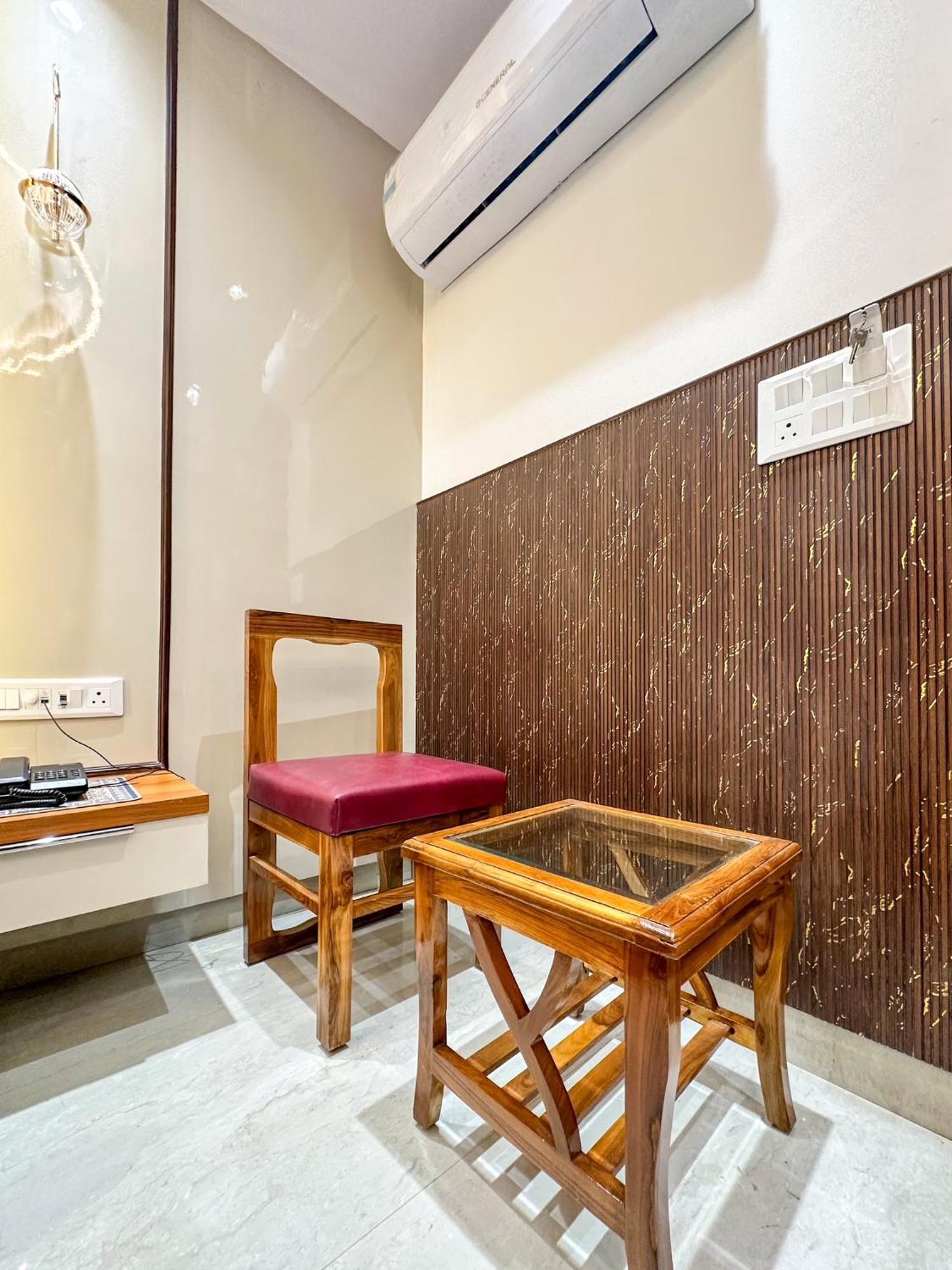 Bed and Breakfast Delhi Delight Premium Nuova Delhi Esterno foto