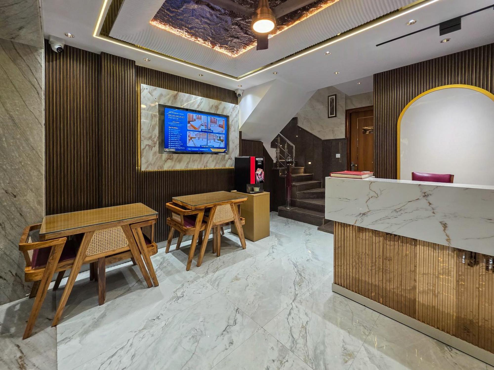 Bed and Breakfast Delhi Delight Premium Nuova Delhi Esterno foto