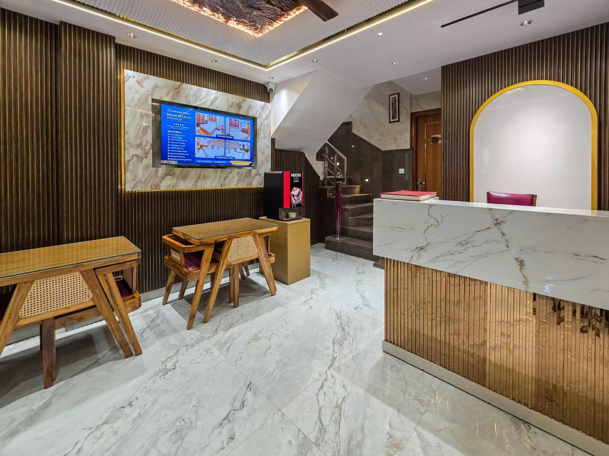Bed and Breakfast Delhi Delight Premium Nuova Delhi Esterno foto