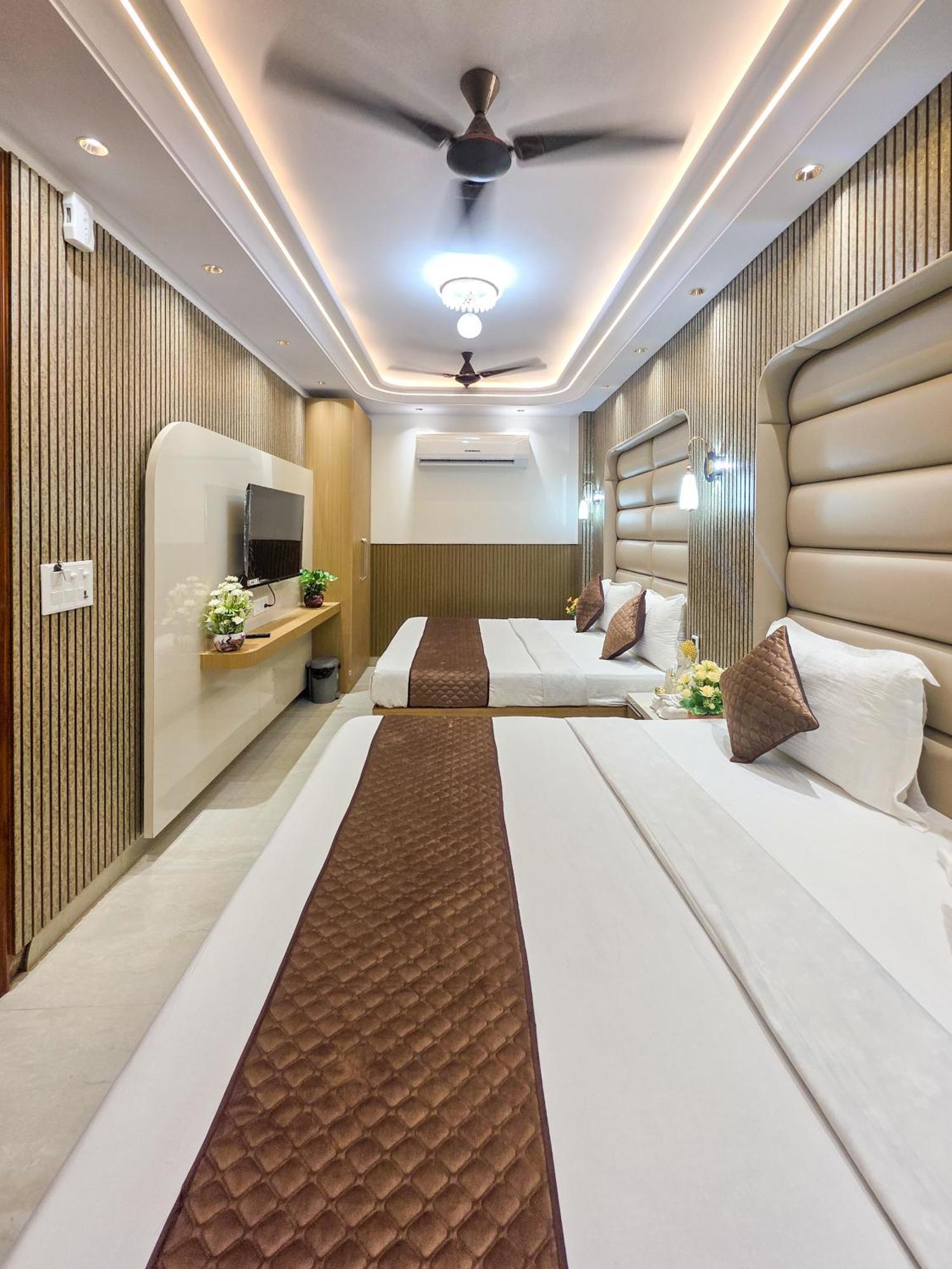 Bed and Breakfast Delhi Delight Premium Nuova Delhi Esterno foto